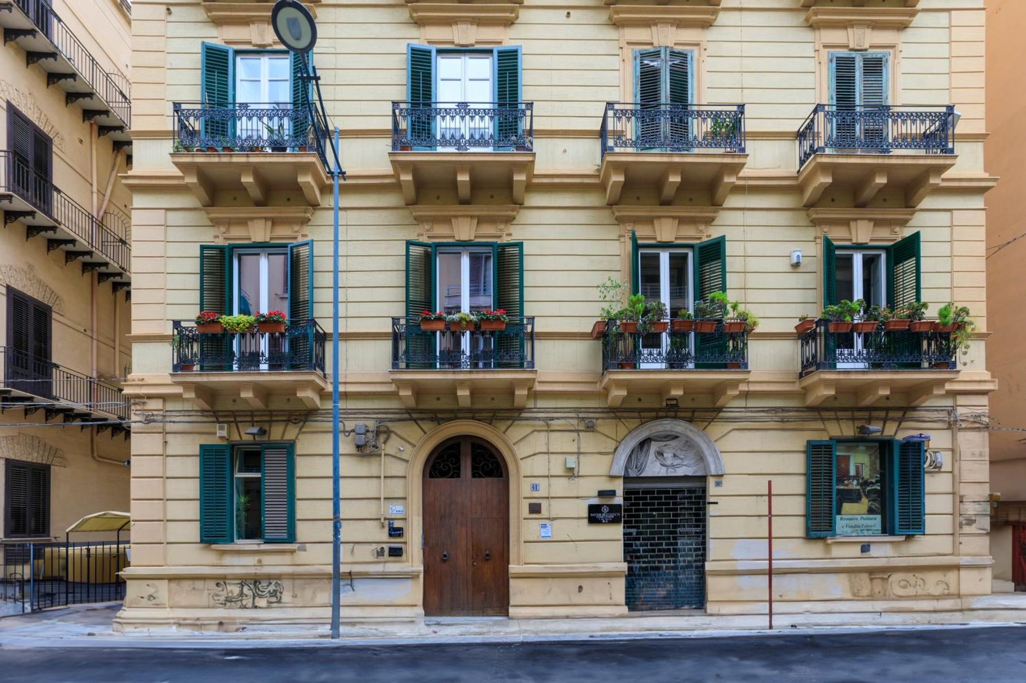 Ermosa Suite, Palermo
